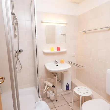 Nexoe, 30 Qm, 1 Schlafzimmer N4 *